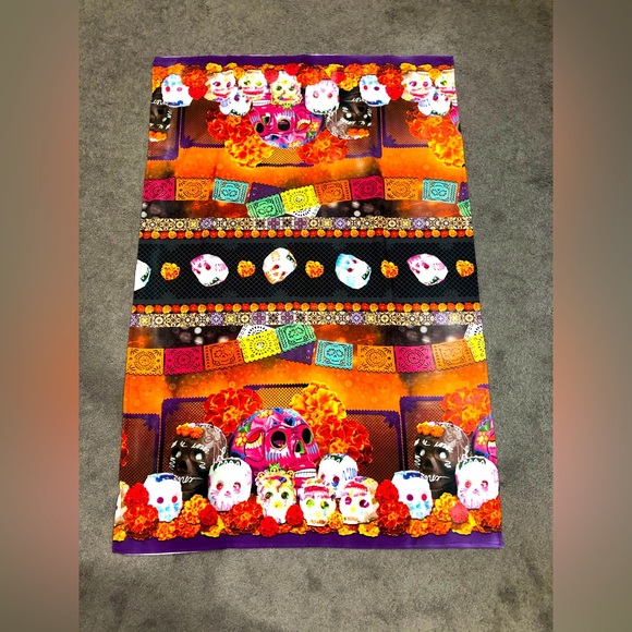 🎃 BANNER Day of the Dead Skeletons Multicolored Fabric banner size57"x37”NWOT - Picture 6 of 9